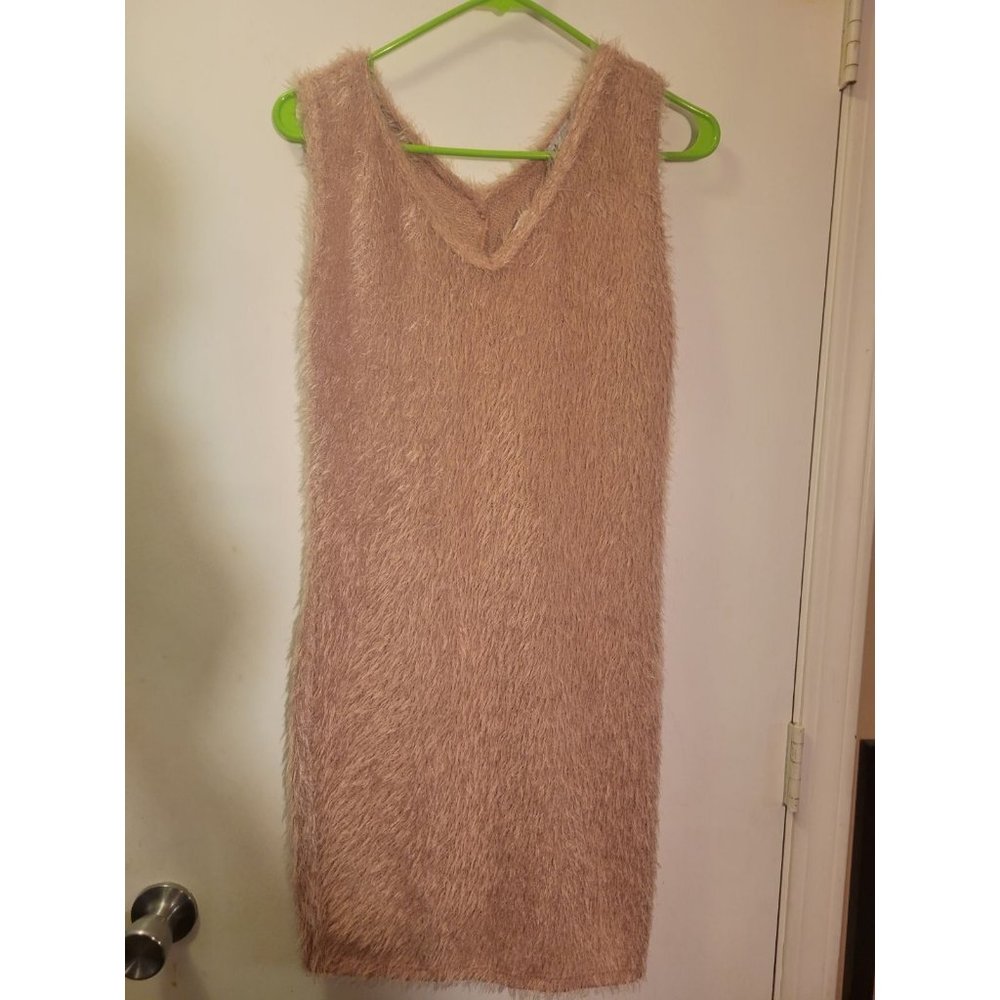 Urban Rose Women Dress Fur Animal One Piece Size XL Sleevess Low Fashio